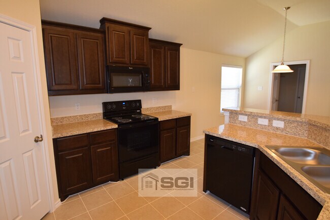Foto del edificio - 2728 Adams Fall Ln