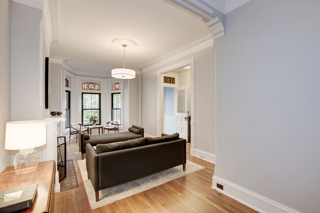 Foto del edificio - 1619 13th St NW