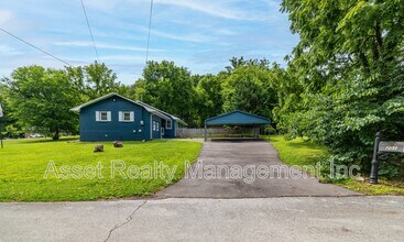 Building Photo - 201 Farlow Dr