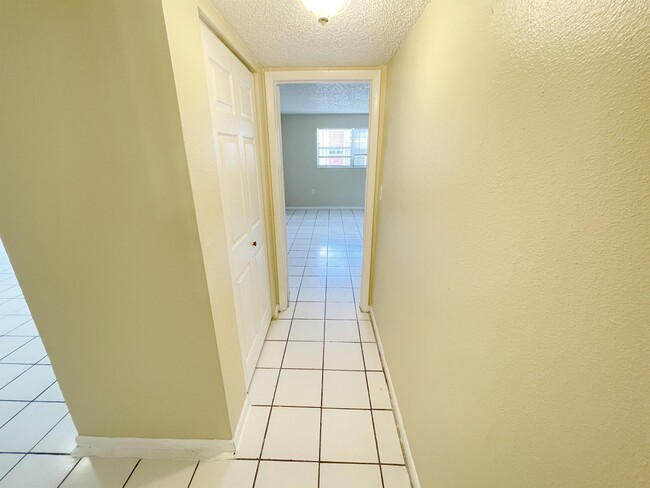 Building Photo - 3600 NW 21st St