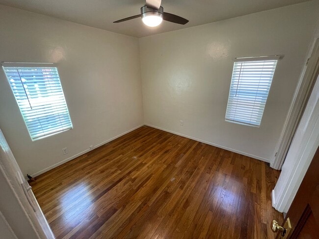 Building Photo - **CHARMING CASITA ** 1Bedroom / 1 Bath ava...