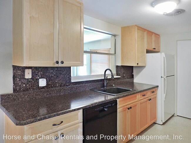 Building Photo - 2 br, 2 bath House - 3565 Sterling Rd