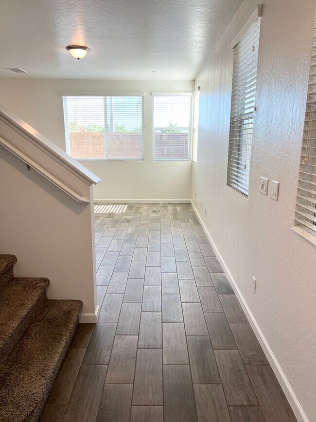 Foto del edificio - 3-Bed, 2.5-Bath Wilson Home in the Elevati...