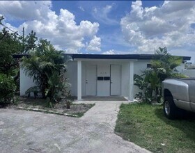 Building Photo - 626 NW 22nd Rd