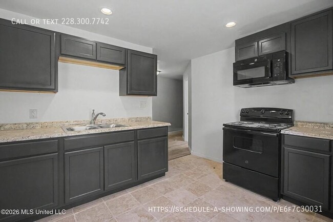 Foto del edificio - 9424 Daisy Vestry Rd