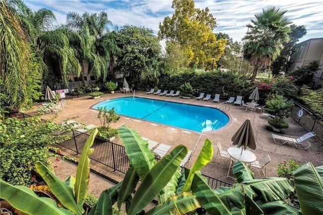 Building Photo - 4645 Wild Indigo St