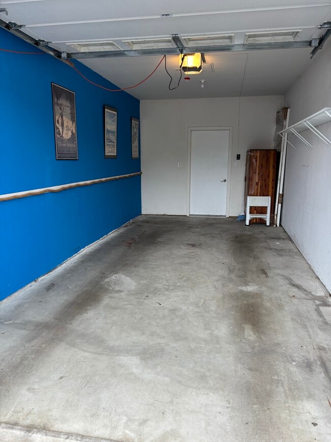 Foto del edificio - 13242 Lake Shore Dr