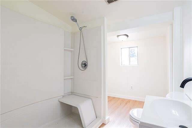 Building Photo - 805 Ave A