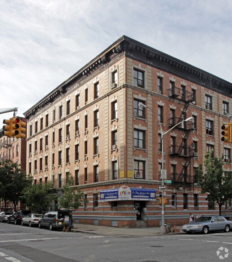 Foto principal - 211 Wadsworth Ave