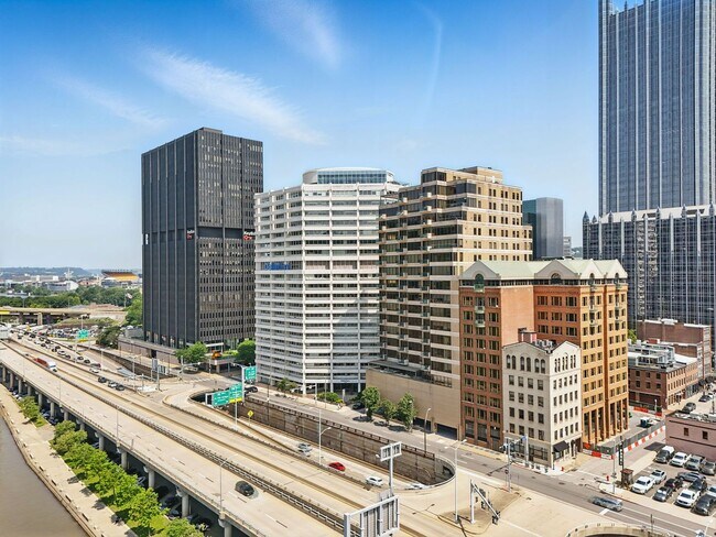 Foto del edificio - 2 Bedroom 2 Bath Condo