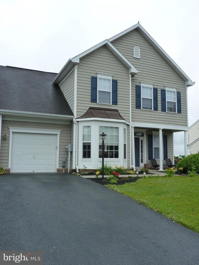 Foto principal - 3652 Rolling Hills Dr