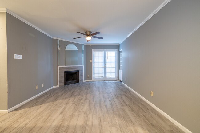 Foto del edificio - 14600 Fonmeadow Dr