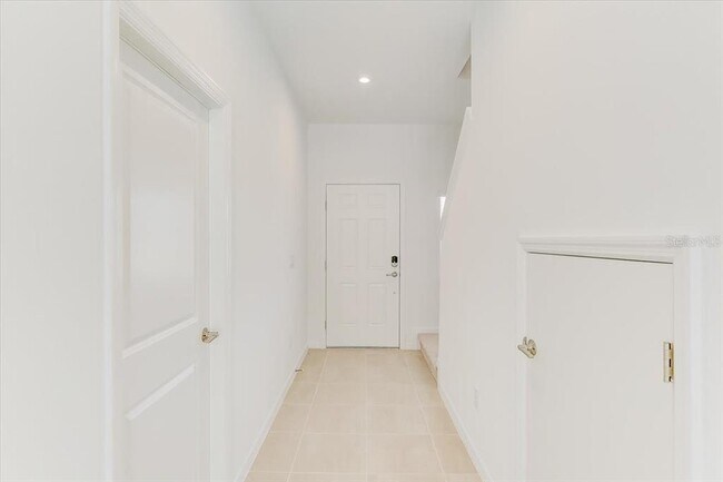 Foto del edificio - 8449 Lunar Skye St