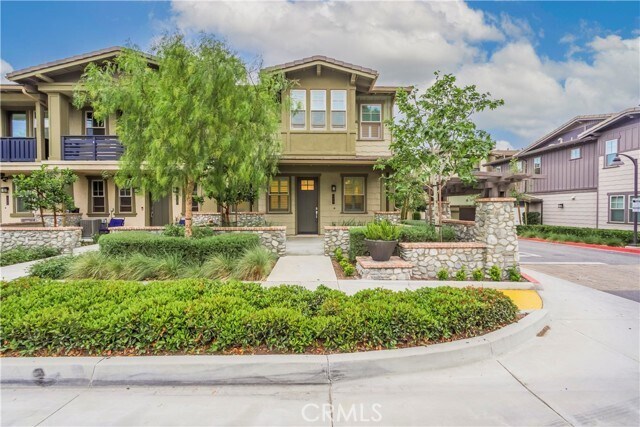Foto principal - 556 W Baseline Rd