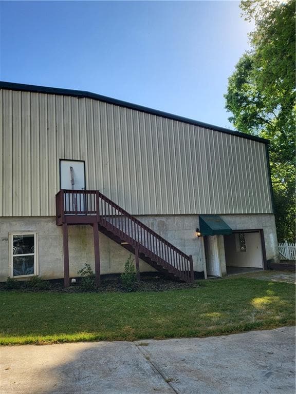 Building Photo - 3830 Mathis Airpark Rd Rd