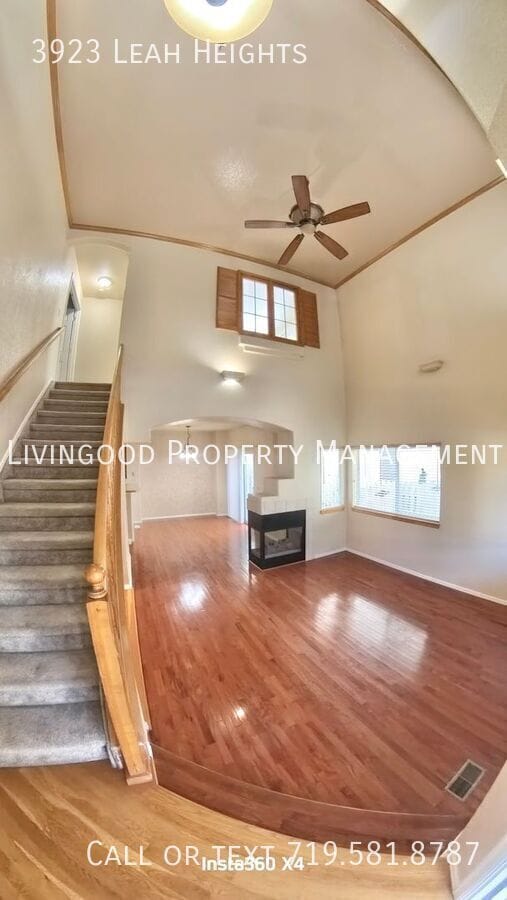 Foto del edificio - 3923 Leah Heights