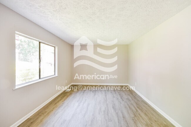 Foto del edificio - 534 Hickory Grove Rd