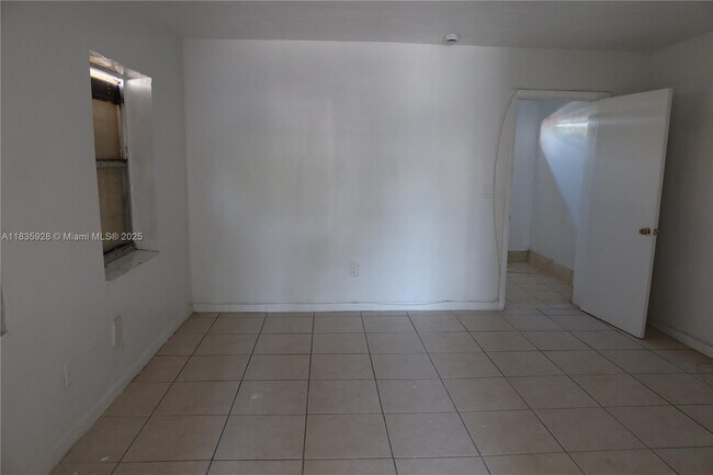 Foto del edificio - 4100 Palm Ave