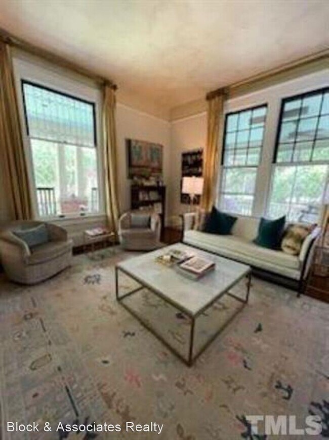 Foto del edificio - 3 br, 2 bath House - 209 Hillcrest Road