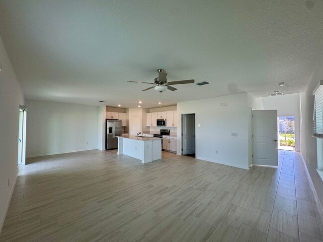 Building Photo - 11738 Radiant Shore Loop