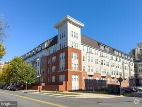 Building Photo - 2655 Prosperity Ave