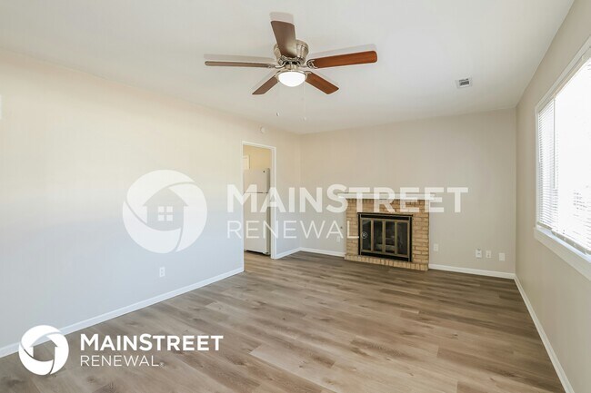 Foto del edificio - 2403 NE Pursell Rd