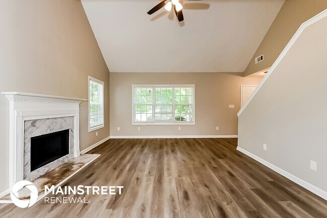 Foto del edificio - 20 Haywood Ct