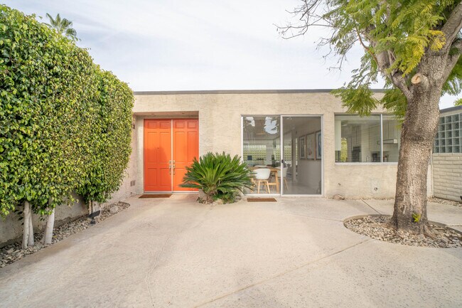 Building Photo - 75810 Altamira Dr