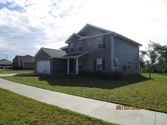 Building Photo - 3213 Ashmore St
