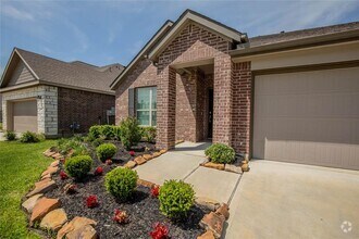 Building Photo - 22065 Juniper Crossing Dr