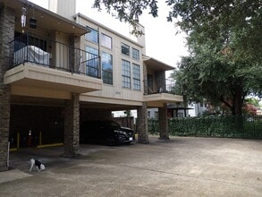 Building Photo - 3909 Rawlins St