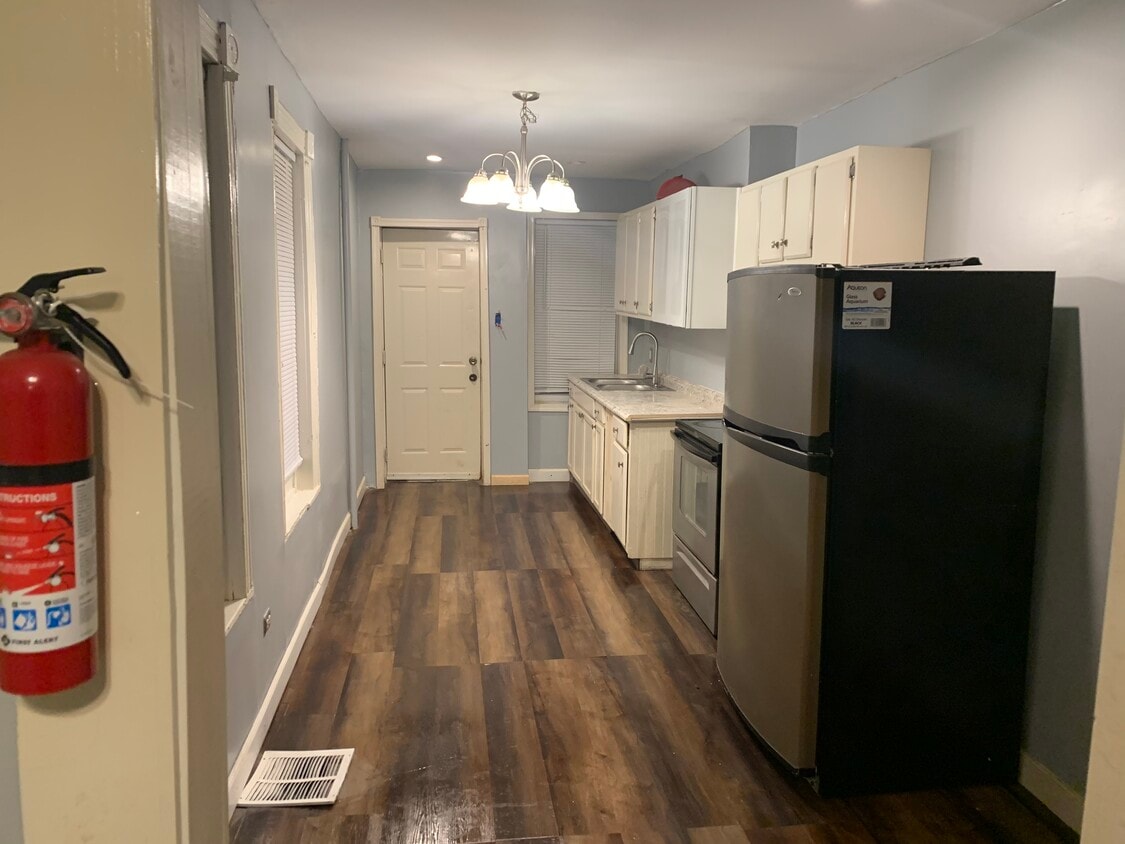 Foto principal - 627 Locust St