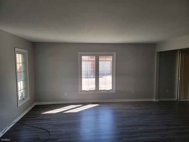 Building Photo - 2 br, 1 bath House - 37441 Stonegate Cir