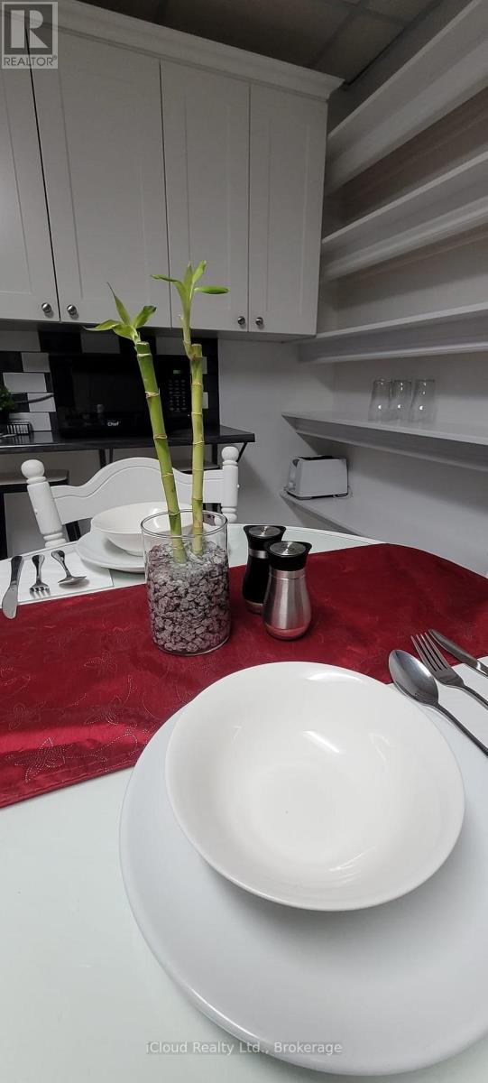 Photo du bâtiment - 32 Kirkpatrick St