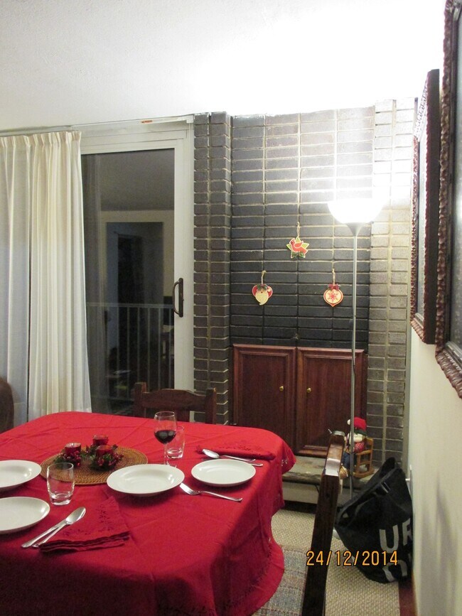 4 Trowbridge Pl Unit 6A, Cambridge, MA 02138 Condo for Rent in