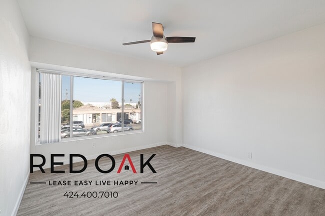 Building Photo - 1751 Cabrillo Ave