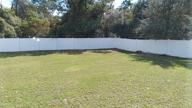Building Photo - 2160 SW 158th St Rd