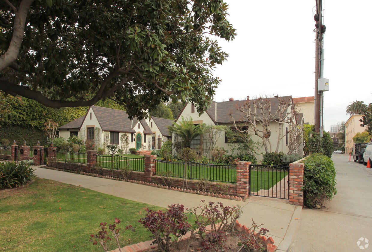 Foto principal - 124-130 Palisades Ave