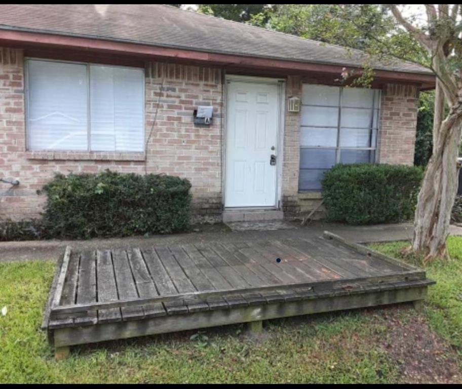 Primary Photo - 7306 Mount St