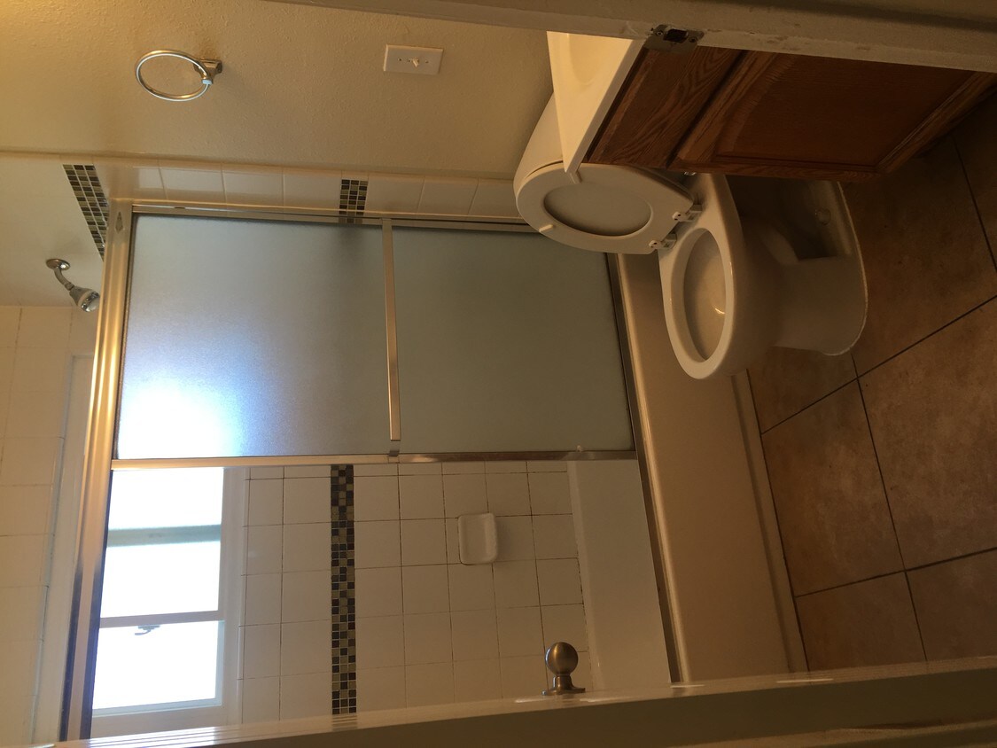 Foto principal - 2555 Foothill Blvd