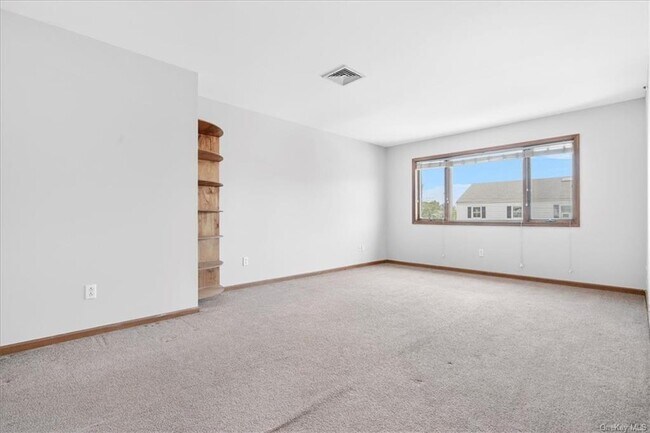 Building Photo - 135 Park Ave