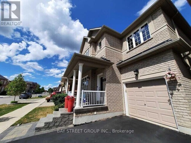 Building Photo - 35 Everett St