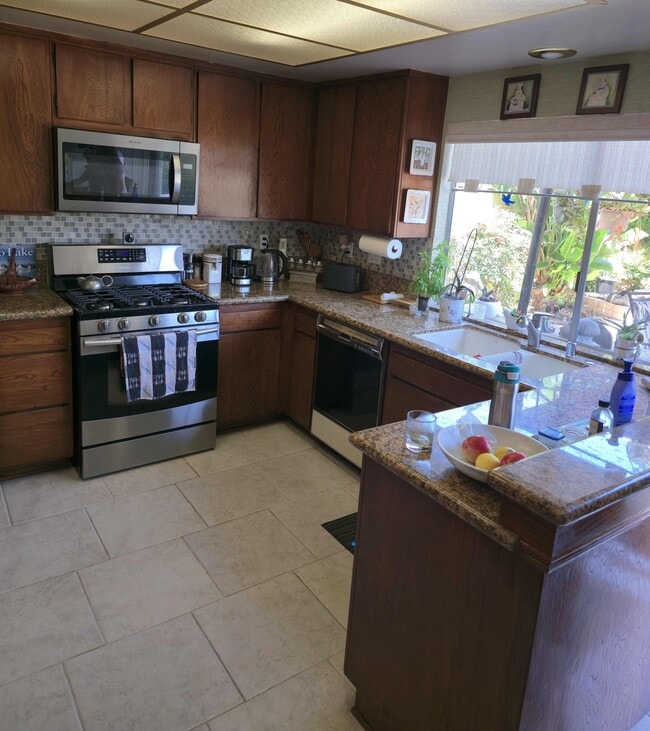 Photo - 1151 Oakfair Ln House