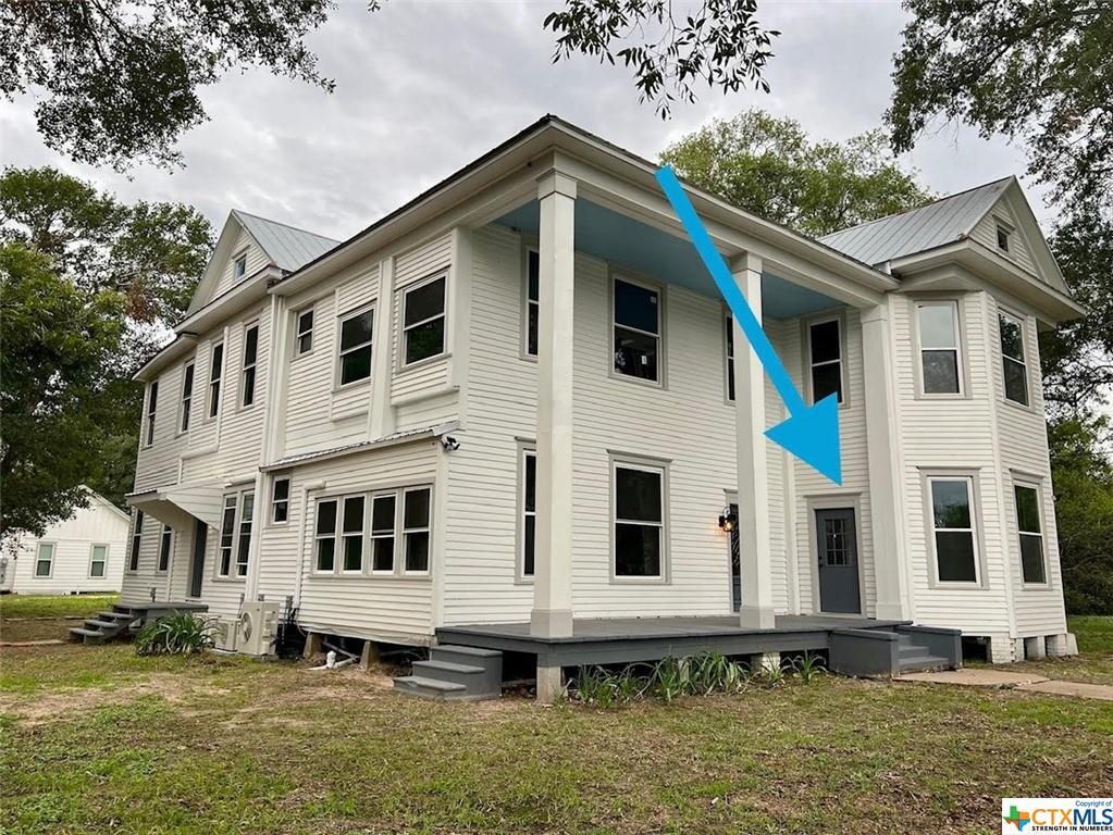 409 S Pumphrey St Unit 2, Edna, TX 77957 Apartment for Rent in Edna