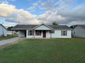 Building Photo - 303 N 18th Ave