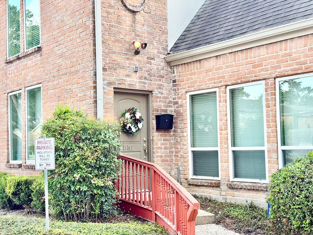 Foto del edificio - 15193 Kimberley Ct