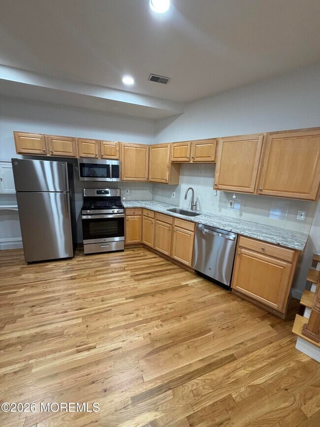 Foto del edificio - 625 Cookman Ave