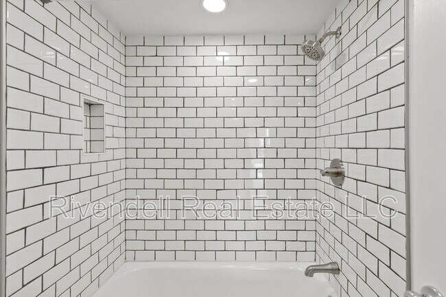 Foto del edificio - 130 N Pearl St