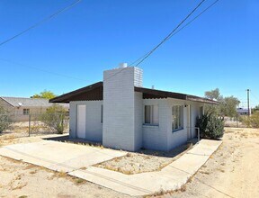 Building Photo - 6457 Yucca Ave