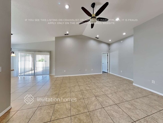 Building Photo - 5711 Lakeside Landings Blvd